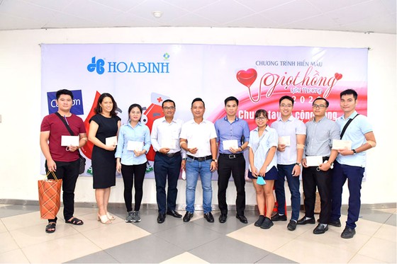 Tập đoàn xây dựng tổ chức chương trình Giọt hồng yêu thương 2020 - lần 3 tại Hà Nội ảnh 2