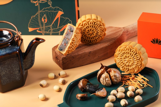 Bí quyết chọn bánh Trung thu: Không chỉ ngon, còn phải làm từ nguyên liệu tuyển chọn ảnh 2