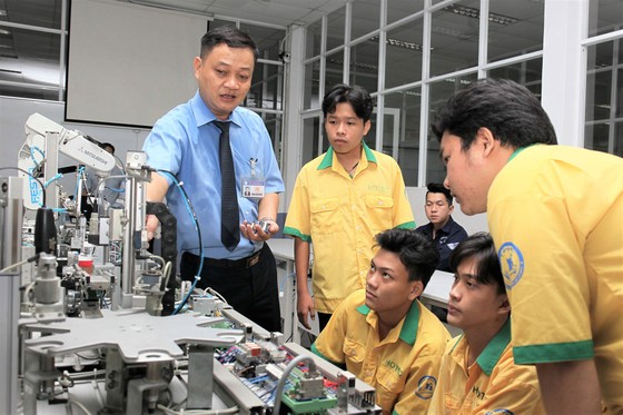 Tuyển sinh giáo dục nghề nghiệp năm 2020: Khởi sắc, về đích sớm ảnh 1