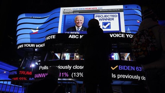 Bầu cử Mỹ 2020: Đương kim Tổng thống có 213 phiếu đại cử tri, ứng viên Joe Biden giành 238 phiếu ảnh 14