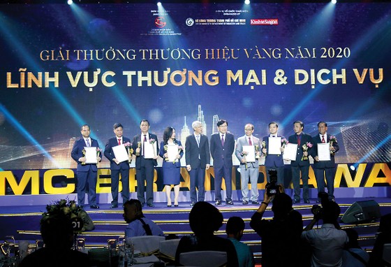 Tập đoàn Xây dựng Hòa Bình nhận giải Thương hiệu vàng TPHCM ảnh 1