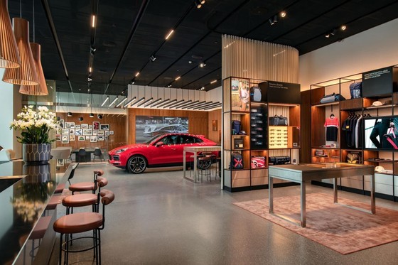 Porsche Studio đầu tiên được đặt tại Hà Nội ảnh 1