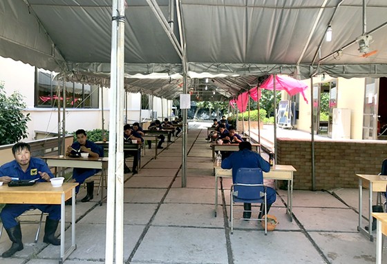 Sản xuất '3 tại chỗ' góp phần duy trì chuỗi cung ứng và ổn định đời sống cho người lao động ảnh 2