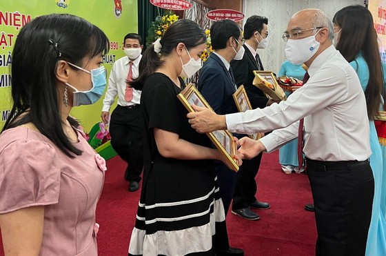 Khuyến khích phong trào sáng tạo kỹ thuật thành phố ngày càng phát triển ảnh 1