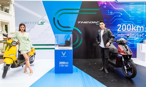 VinFast ra mắt 5 mẫu xe máy điện có khả năng di chuyển gần 200km/ lần sạc ảnh 3