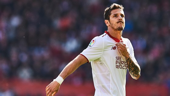 Sevilla và cuộc tìm kiếm “số 9” ảnh 1