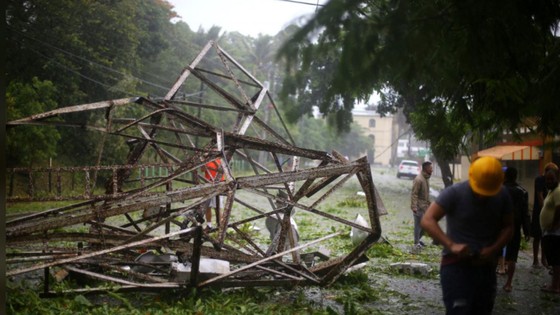 Siêu bão Irma tiếp tục gây nhiều thiệt hại, xuất hiện thêm bão ở Caribbean ảnh 1