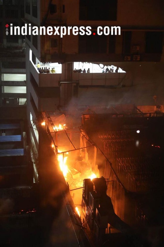 Ấn Độ: Cháy trung tâm thương mại, ít nhất 14 người chết, 16 người bị thương ảnh 1