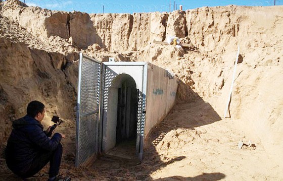 Israel công bố chi tiết bức tường ngầm dọc Dải Gaza ảnh 3