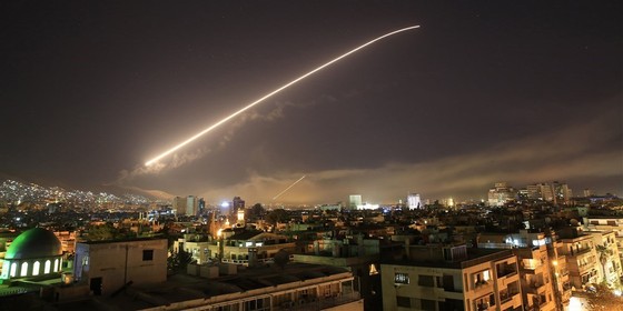 Nổ lớn tại Syria sau khi Tổng thống Mỹ ra lệnh tấn công ảnh 9