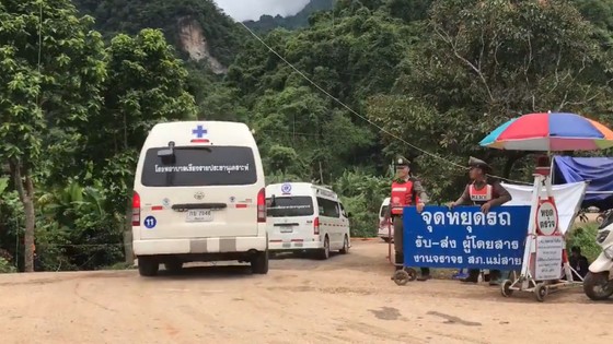Hoạt động cứu hộ các thành viên đội bóng Thái Lan được tiếp tục ảnh 2