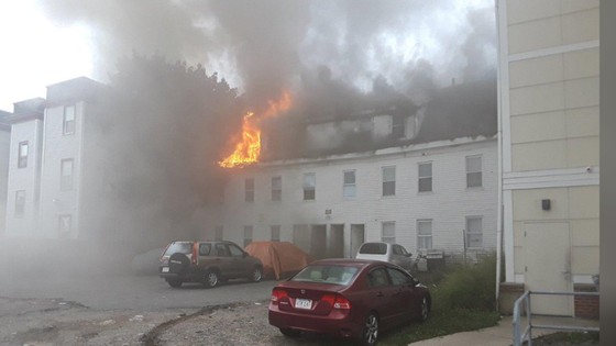 Hàng chục vụ nổ khí gas ở ngoại ô TP Boston, 1 người thiệt mạng, 12 người bị thương ảnh 10