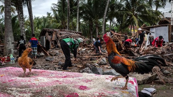 429 người thiệt mạng, 1.485 người bị thương và ít nhất 154 người mất tích trong trận sóng thần tại Indonesia ảnh 8