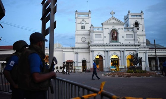 Sri Lanka ban bố tình trạng khẩn cấp quốc gia sau các vụ tấn công ảnh 1
