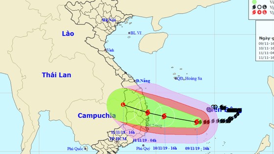 Từ chiều tối 10-11, trên đất liền các tỉnh Quảng Ngãi - Khánh Hòa có gió giật cấp 12 ảnh 1