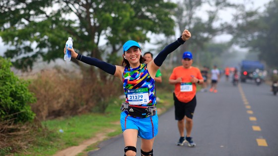 Cộng đồng runner ấn tượng với BaDen Mountain Marathon 2021 lần đầu tổ chức tại Tây Ninh ảnh 5