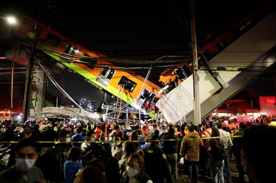 Sập đường sắt trên cao tại Mexico, ít nhất 23 người thiệt mạng ảnh 7