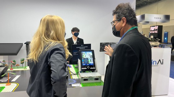VinAI ra mắt bộ sản phẩm trí tuệ nhân tạo tại Triển lãm Điện tử Tiêu dùng CES 2022 ảnh 5