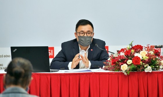Ông Nguyễn Duy Hưng nói chuyện dùng mạng xã hội tác động thị trường chứng khoán ảnh 1