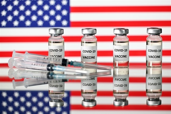 Mỹ thách thức ngoại giao vaccine của Trung Quốc ảnh 2