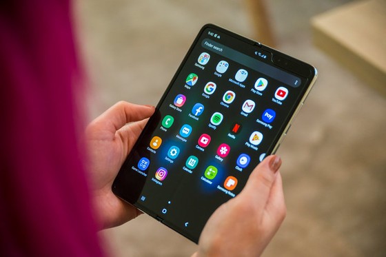 5. In mid-April, just ahead of the planned April 26 launch of the Galaxy Fold, Samsung offered an opportunity for the media to use it. The early impressions were largely positive.
