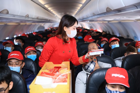 Sleepless Phu Quoc welcomes passengers flying with Vietjet from all over the country ảnh 1