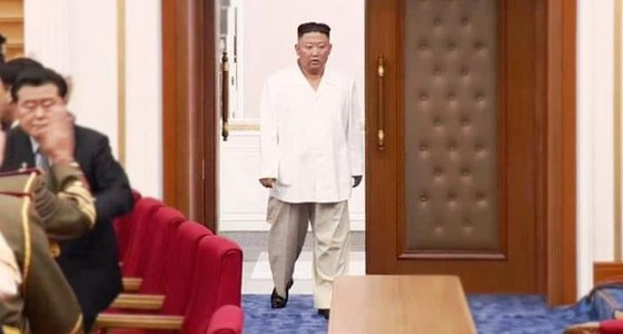 Người dân Triều Tiên lo ông Kim Jong-un... sụt cân! ảnh 1