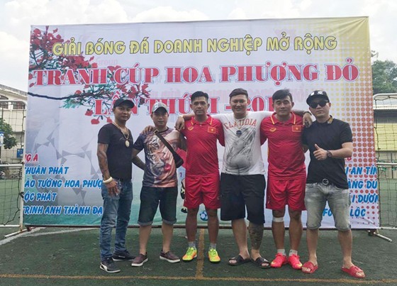 Hoàng Duy FC - Sau bóng đá, là nghĩa tình  những người con xa xứ ảnh 1