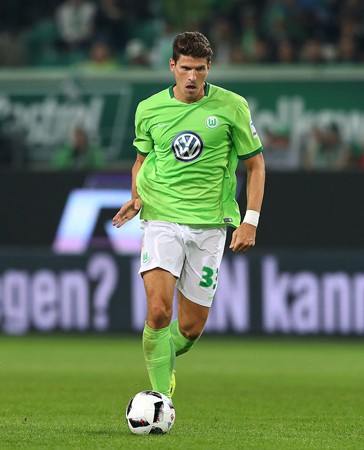 Play-off Lượt đi: Wolfsburg - Eintracht Braunschweig: Bầy sói khoe nanh ảnh 1