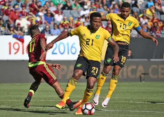 Jamaica (21) khó tìm kiếm chiến thắng trước Curacao.
