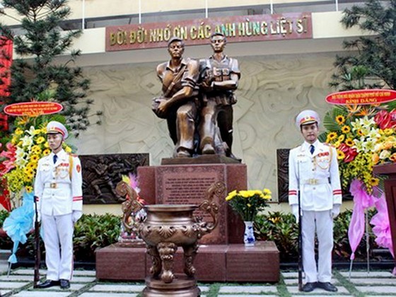 Khánh thành Đài Tưởng niệm “Biệt động Thành đánh Đài Phát thanh Sài Gòn năm 1968” ảnh 1