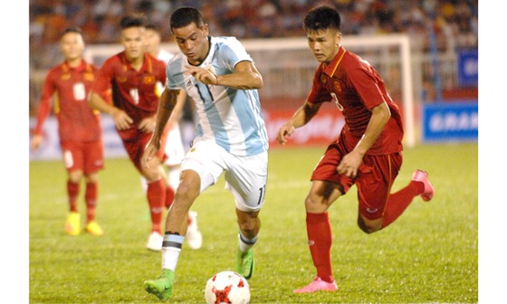 Giao hữu: U20 Việt Nam thua U20 Argentina 1 - 4 ảnh 2