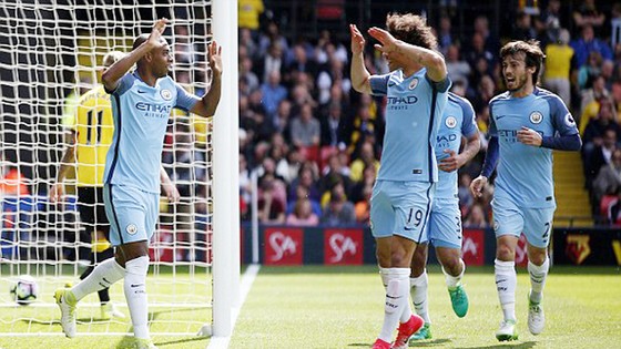 Niềm vui của các cầu thủ Manchester City trong trận đấu với Watford. Ảnh: Dailymail