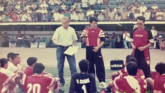 Karl-Heinz Weigang - Người ơn của bóng đá Việt Nam ảnh 1