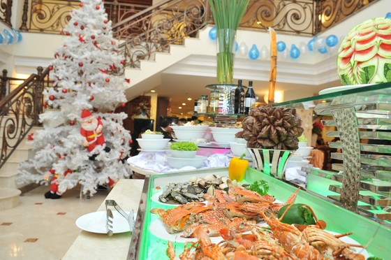 Rộn ràng Giáng sinh – năm mới 2021 với loạt khuyến mãi từ các khách sạn thuộc Saigontourist Group ảnh 2