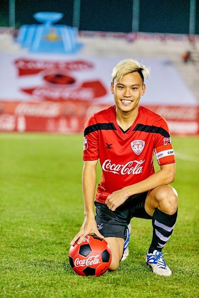 Giải vô địch U19 Thái Lan - Coke Cup lần thứ 20: Bệ phóng cho tài năng trẻ ảnh 1