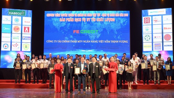 FE CREDIT lọt vào Top 10 Hàng Việt tốt vì quyền lợi người tiêu dùng 2019 ảnh 2