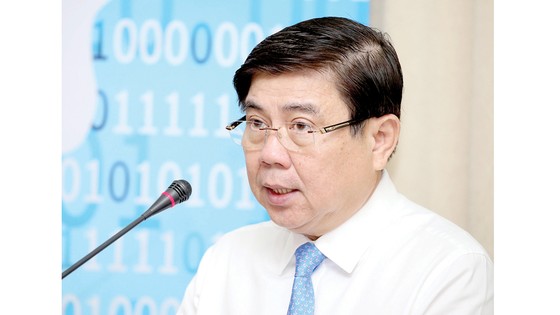 Chủ tịch UBND TPHCM Nguyễn Thành Phong: AI là cơ hội thúc đẩy thành phố phát triển ảnh 1