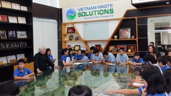 Học sinh trường Quốc tế Nam Sài Gòn  tham quan VWS ảnh 1
