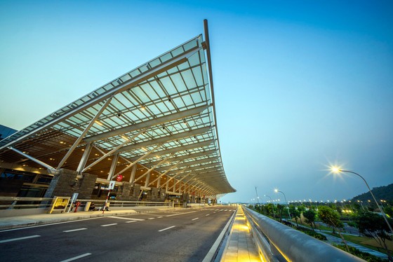 Từ 1-11: Sân bay Vân Đồn mở đường bay mới tới Đà Nẵng ảnh 1