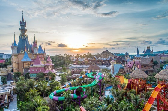 Du lịch Phú Quốc – 'diều gặp gió' nhờ những điểm đến nghỉ dưỡng – mua sắm – giải trí mới ảnh 1