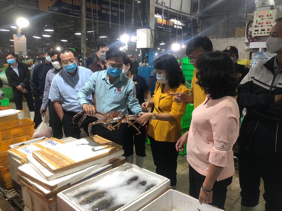 Hàng tết phong phú, đảm bảo an toàn ảnh 1
