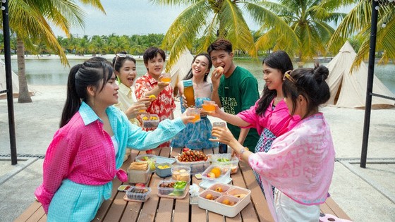 Quân A.P ra mắt MV mới 'Yêu cuộc đời hơn' ảnh 3