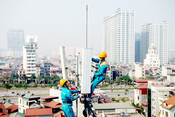 Chờ đợi triển khai 5G ảnh 1