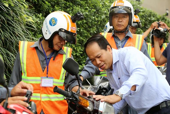 Tinh thần vì cộng đồng của chàng kỹ sư chống ngập ảnh 1