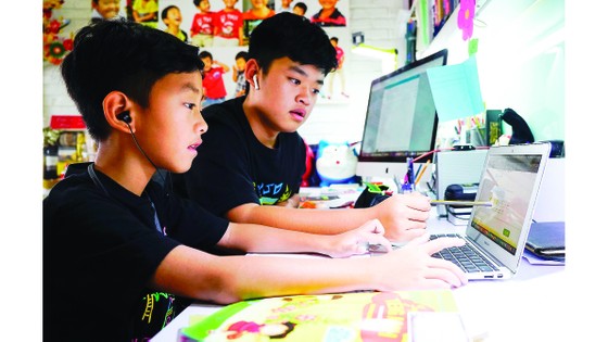 Chạy đua dạy - học trực tuyến ảnh 2