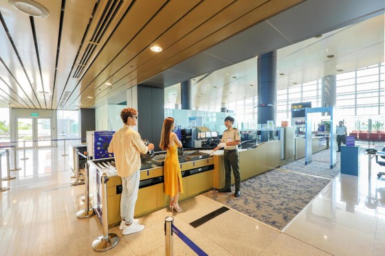 Cảng hàng không quốc tế Vân Đồn là sân bay khu vực hàng đầu châu Á 2020 ảnh 3