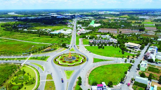 Long An dốc sức đầu tư hạ tầng giao thông ảnh 1