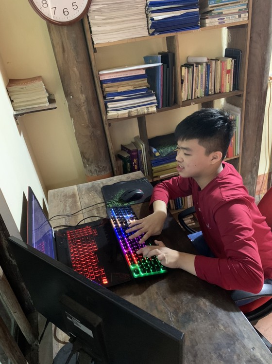Bại não nhưng không bại chí ảnh 1
