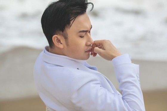 Dương Triệu Vũ chọn hướng đi mới trong biểu diễn ảnh 1